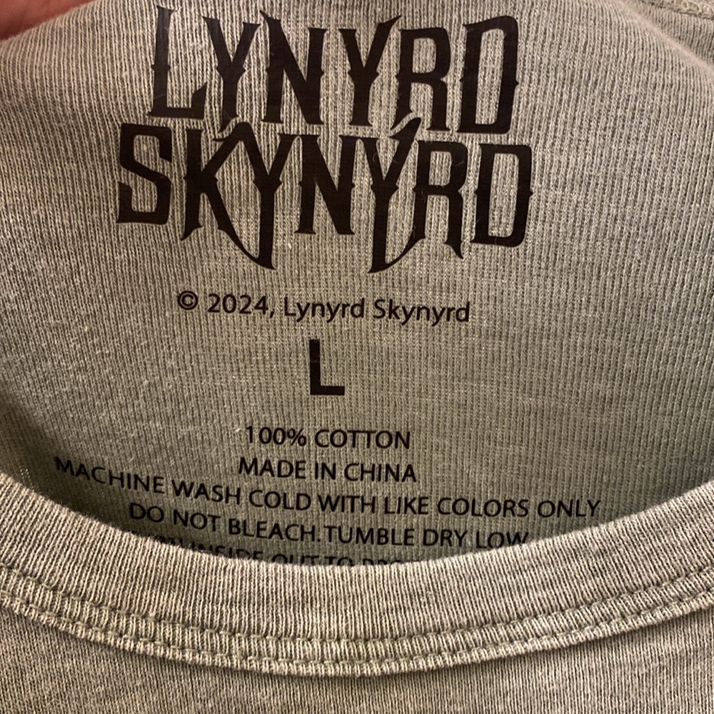 Lynyrd Skynyrd Graphic Green Baby Tee - Picture 4 of 7